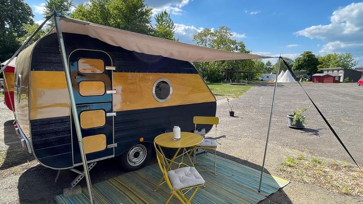 Cabrio-Wohnwagen Hotel Brandenburg  Exterior photo